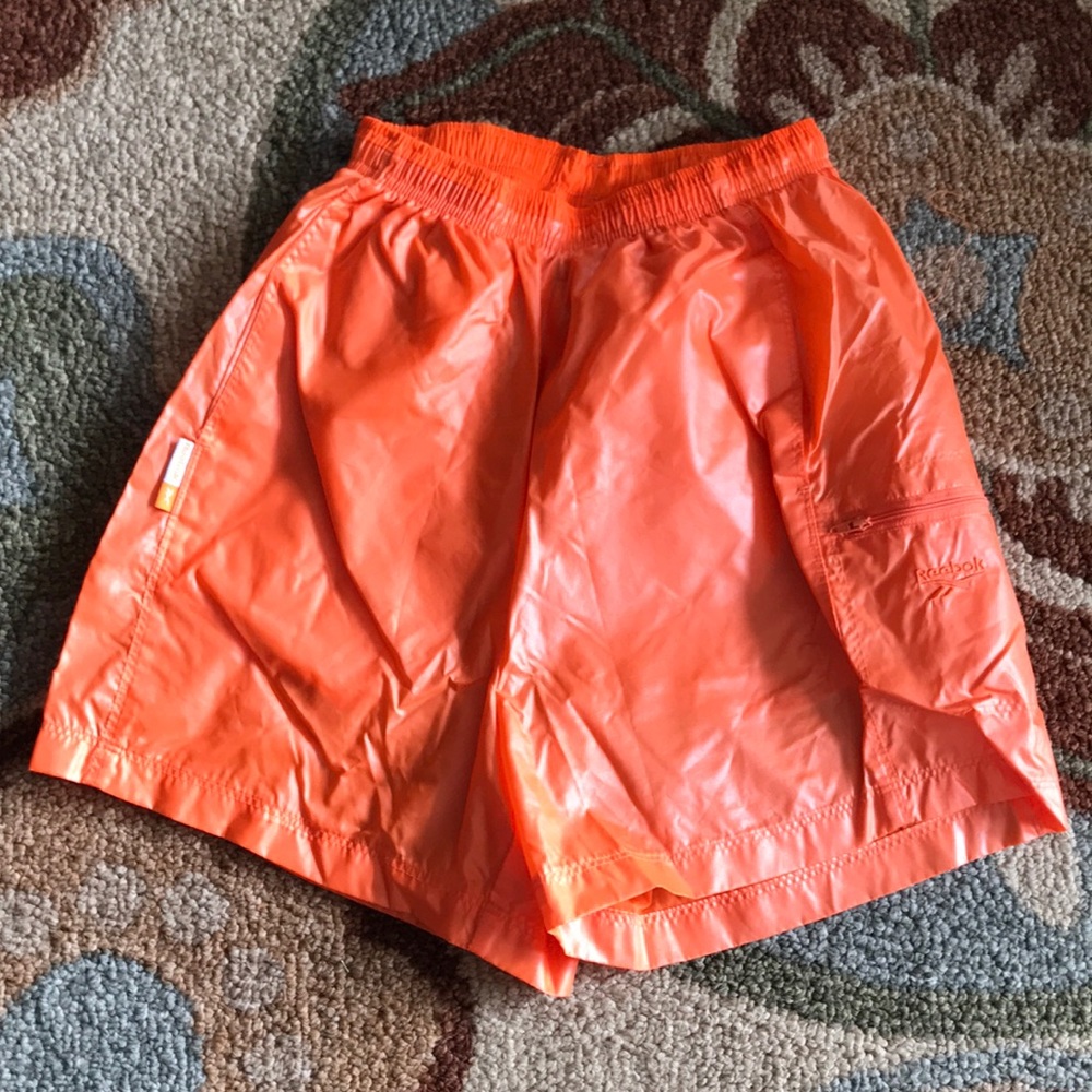 EUC RARE VINTAGE REEBOK WOMENS ORANGE NYLON SHORTS